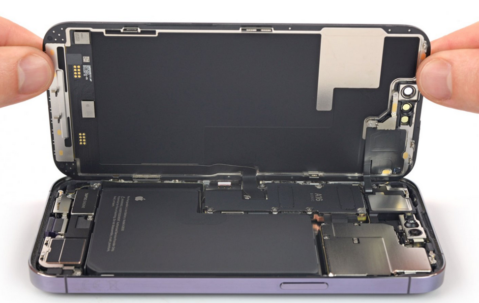 Де купити оригінальний акумулятор на iPhone