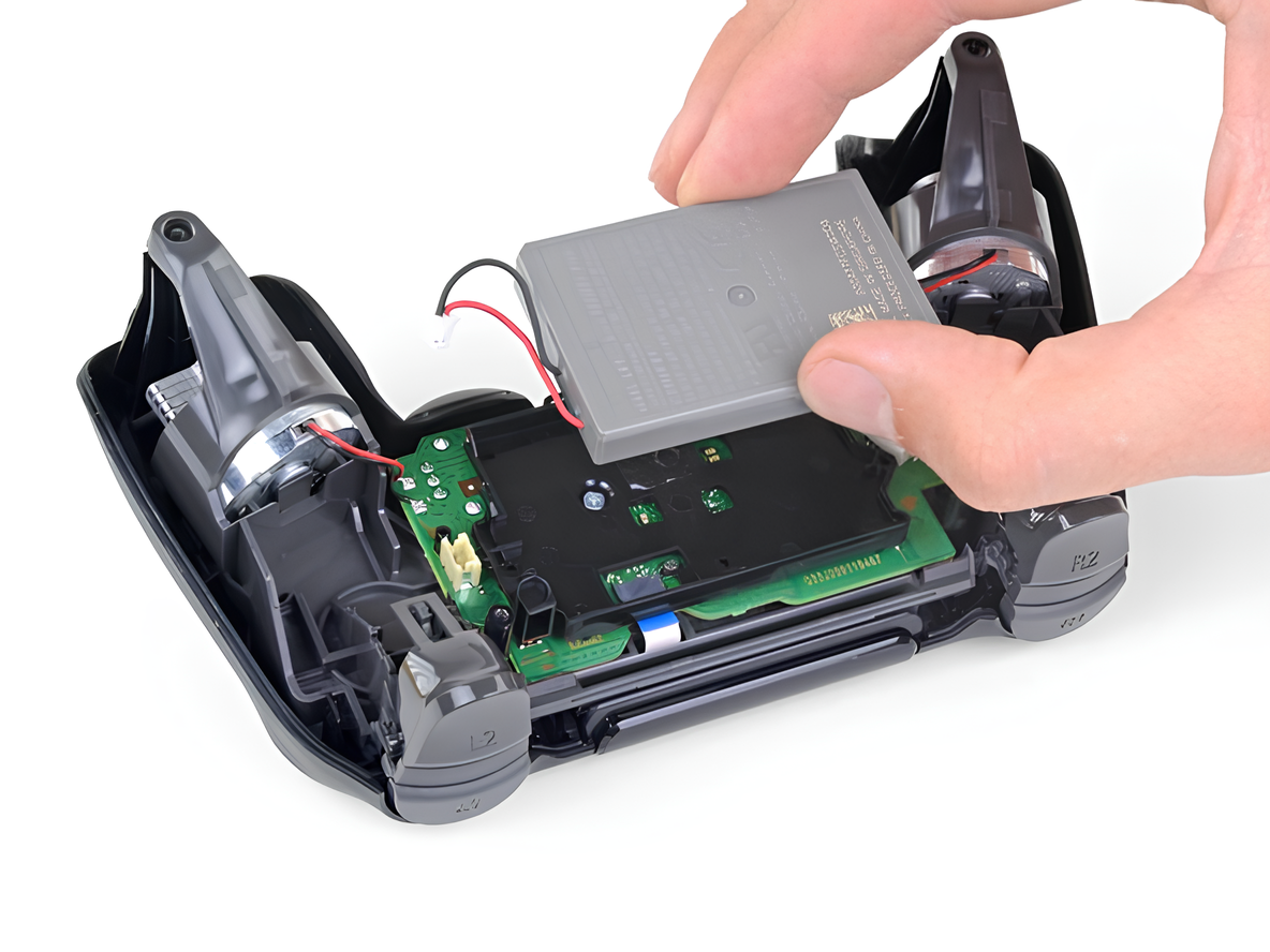 Оригінальні комплектуючі для ремонту DualShock 4