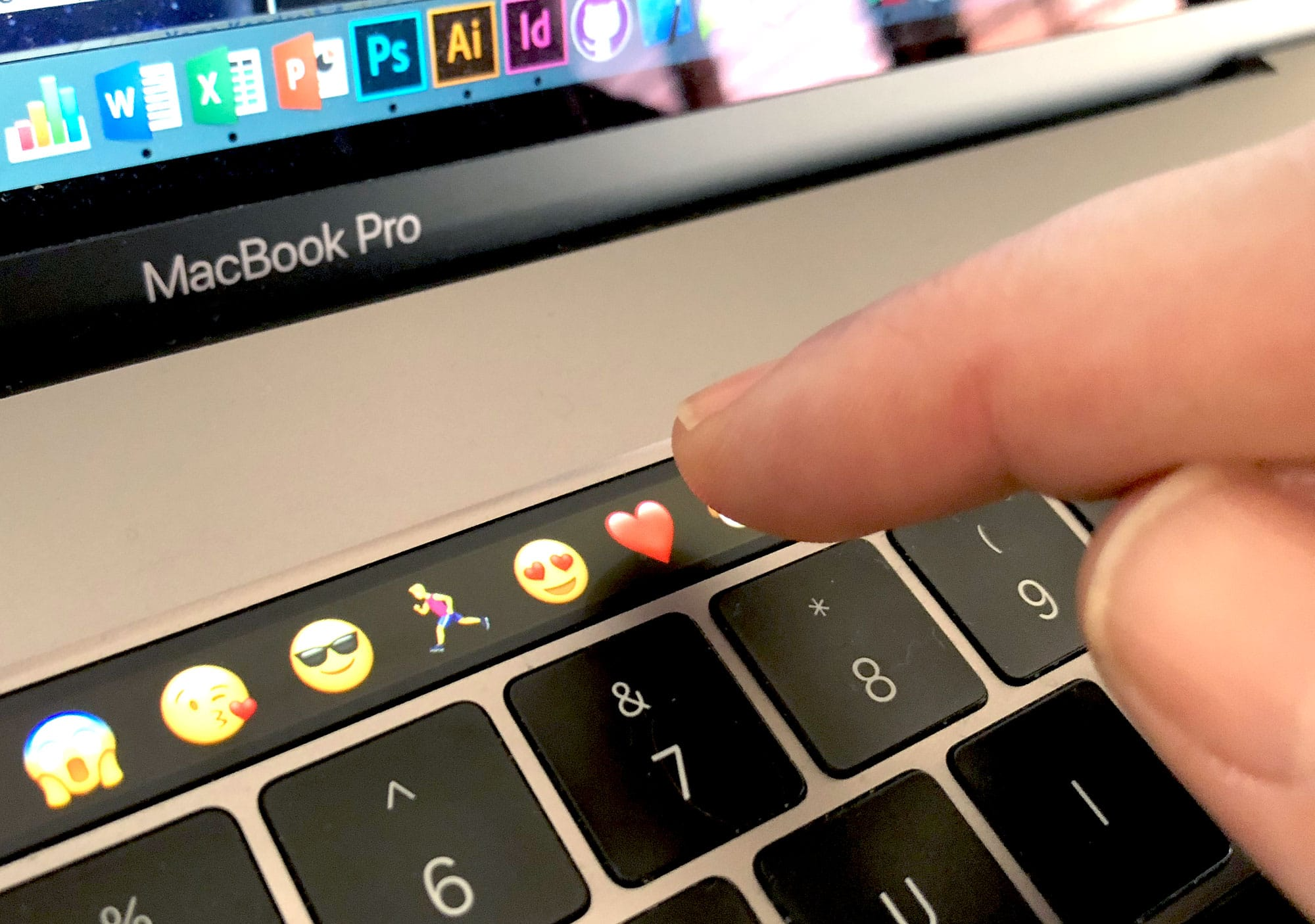 Чи можна самостійно замінити Touch Bar у MacBook Pro і де купити оригінальний Touch Bar