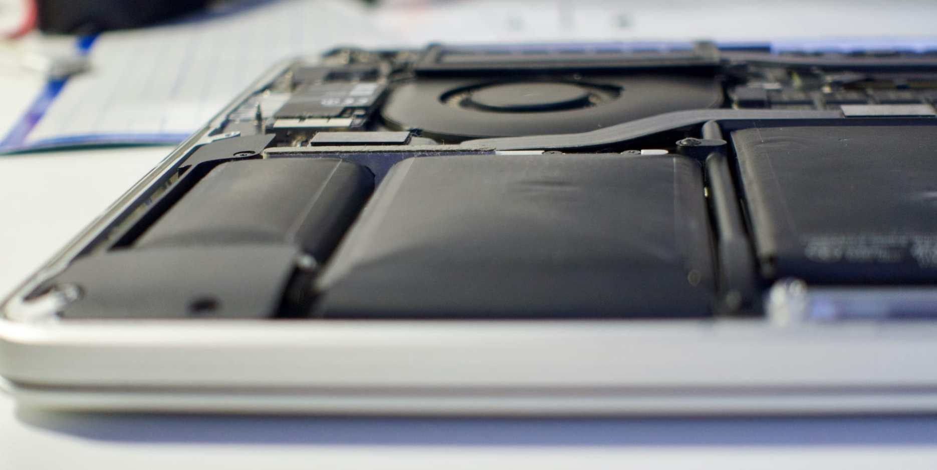 Як обрати оригінальний акумулятор для MacBook: поради, ціни та де купити в Україні