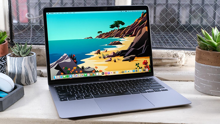 Як правильно підібрати акумулятор для MacBook: повний посібник для користувачів Apple