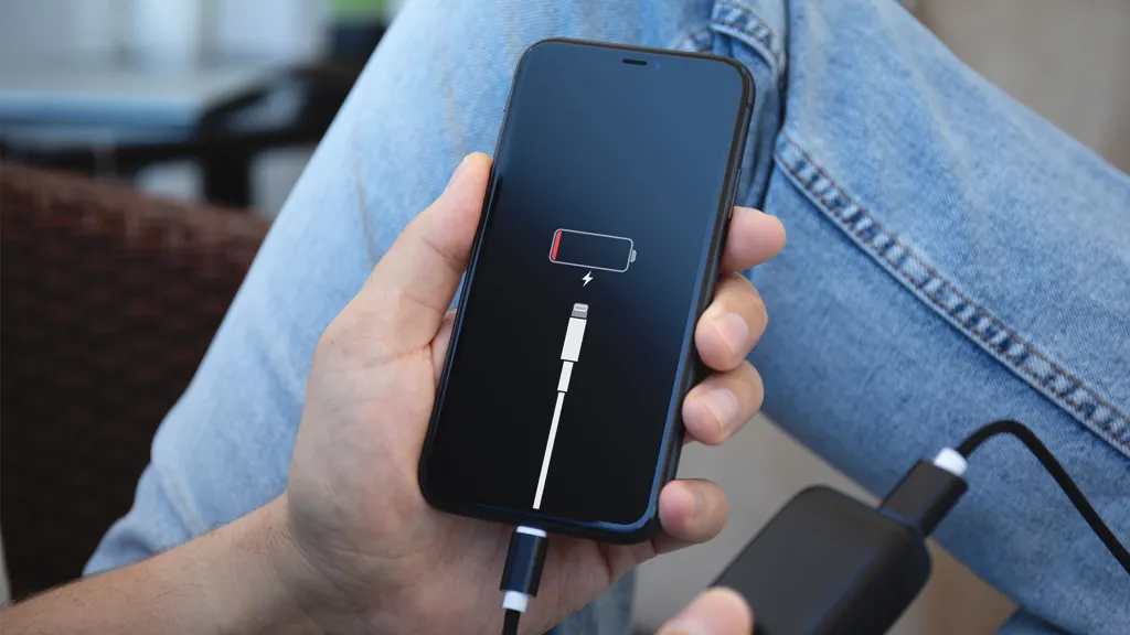 Де купити оригінальний акумулятор на iPhone: як не помилитися з вибором
