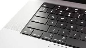 Заміна однієї кнопки на MacBook — коли не потрібно міняти всю клавіатуру