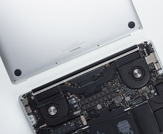 Заміна батареї MacBook. Що вам потрібно знати
